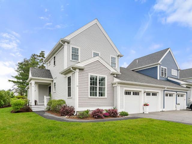 Apartment for sale in Plymouth