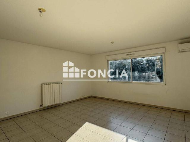 Appartement location à Robion, Vaucluse