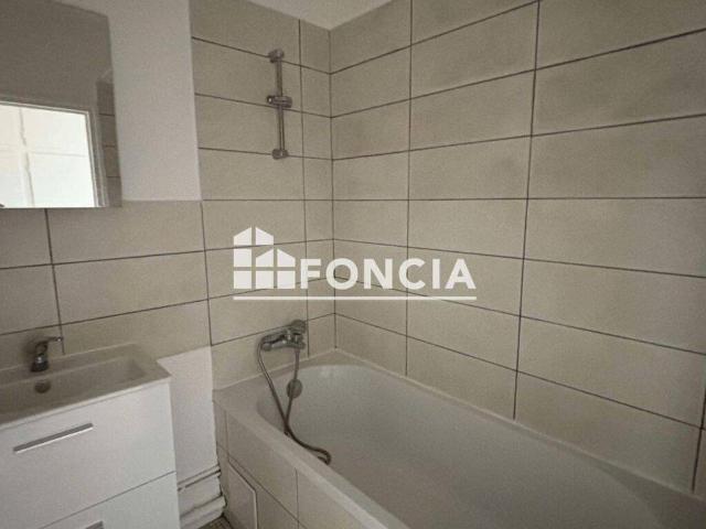 Appartement location à Zone industrielle Limay Porcheville, Limay