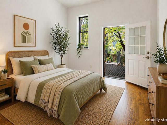 Apartment for sale in Arverne, New York