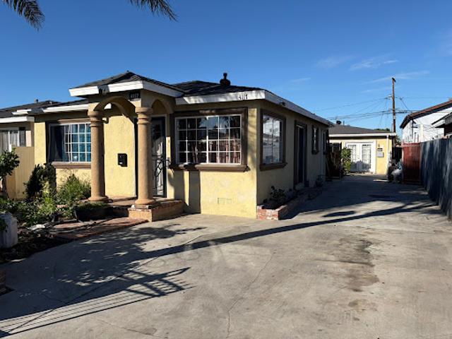 Apartment for sale in Lawndale, California