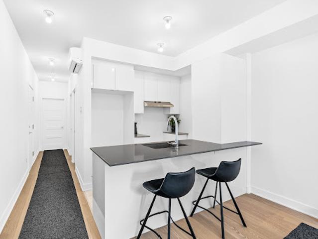 Apartment for sale in St. Leonard's, Quebec