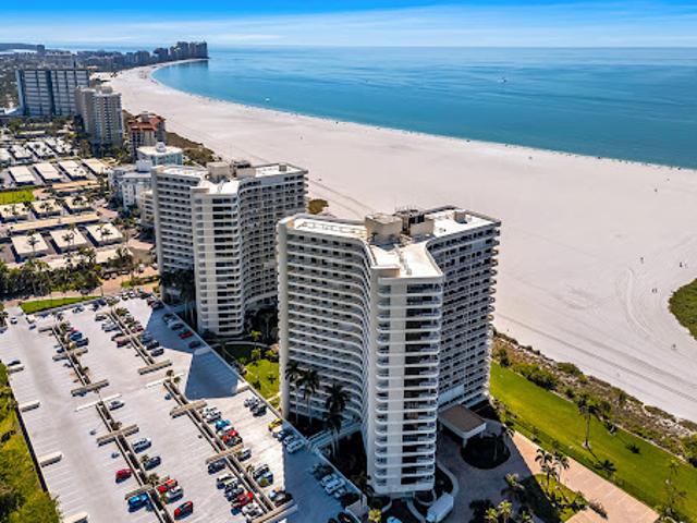 Apartment for sale in Marco Island, Florida