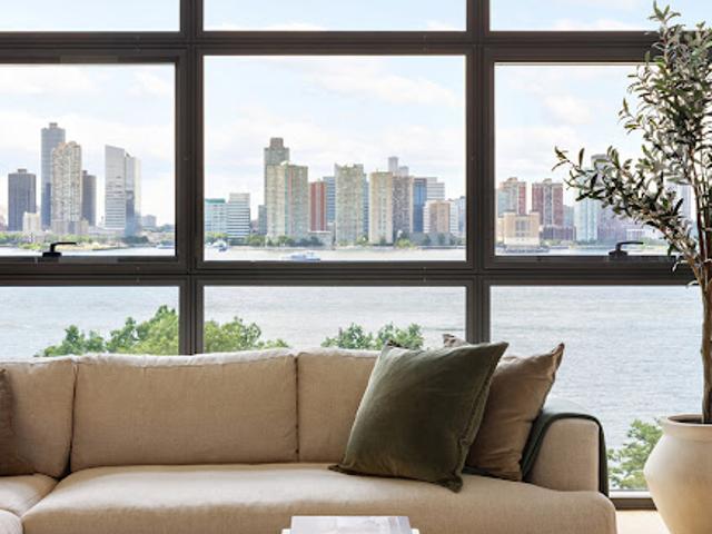 Apartment for sale in Arverne, New York