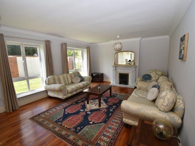 Apartment to rent in Douglas, Clogheen