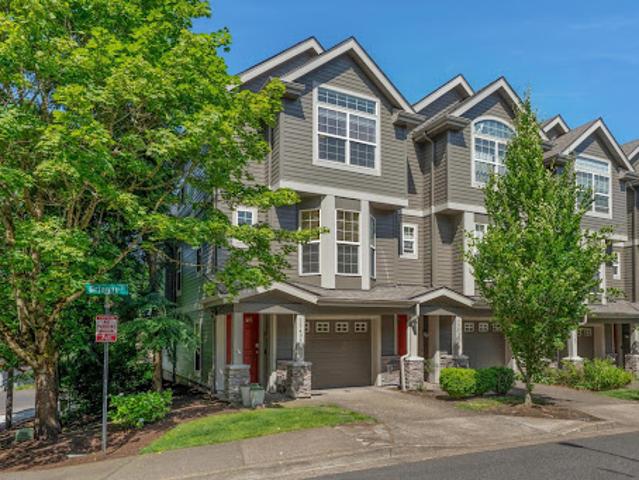 Apartment for sale in Oregonia