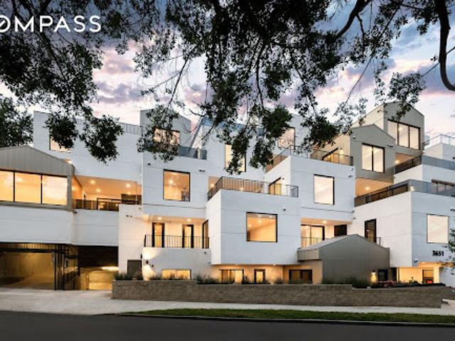 Apartment for sale in Los Angeles Apartment for sale in Los Angeles