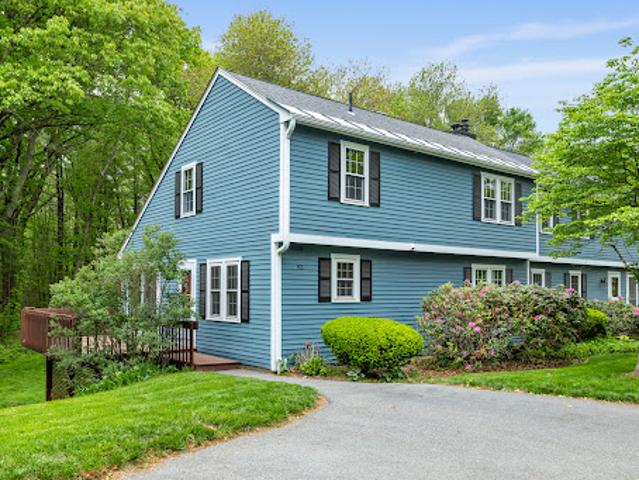 Apartment for sale in Boxborough Apartment for sale in Boxborough