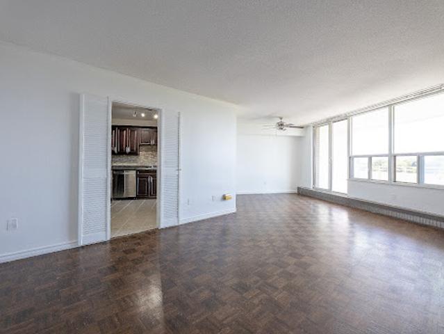 Apartment for sale in Woburn, Ontario
