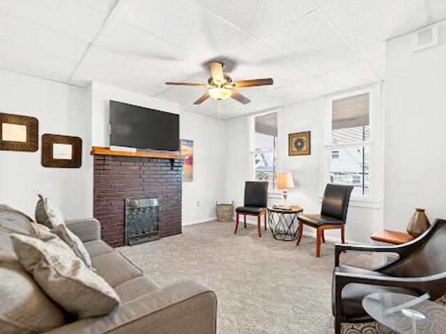 Apartment for sale in Pittsburg, Pennsylvania