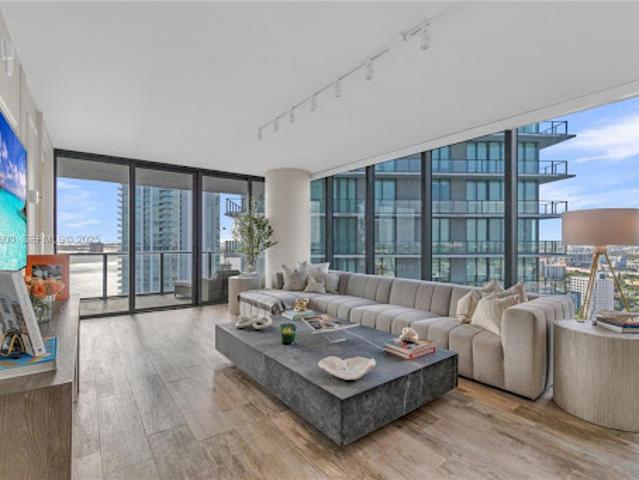 Apartment for sale in Miami, Florida