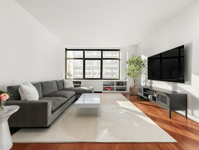 Apartment for sale in Arverne, New York