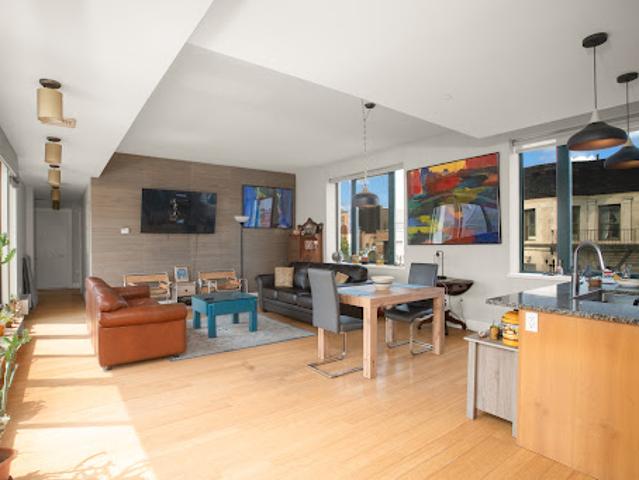 Apartment for sale in Arverne, New York