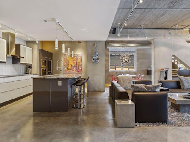 Apartment for sale in Hennepin, Minnesota