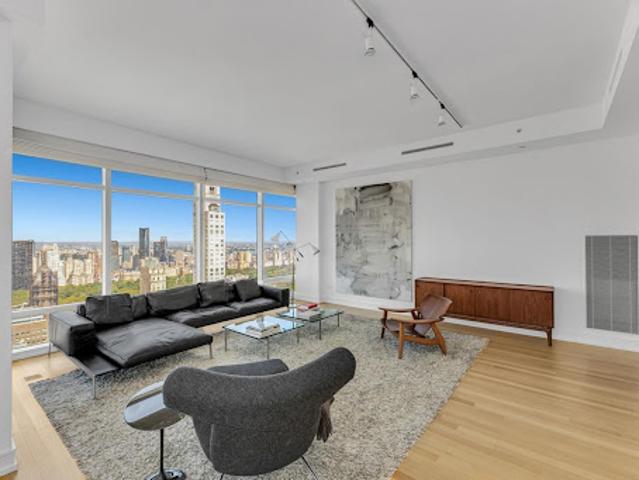 Apartment for sale in Arverne, New York