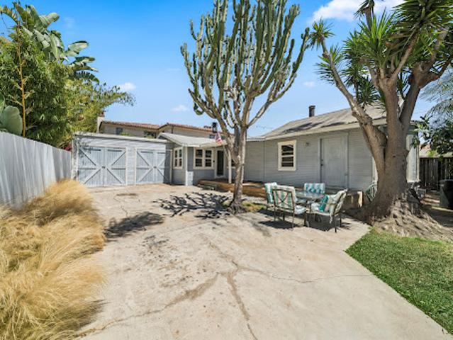 Apartment for sale in Seal Beach, California