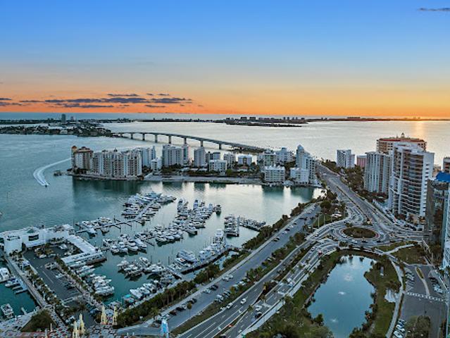 Apartment for sale in Sarasota, Florida