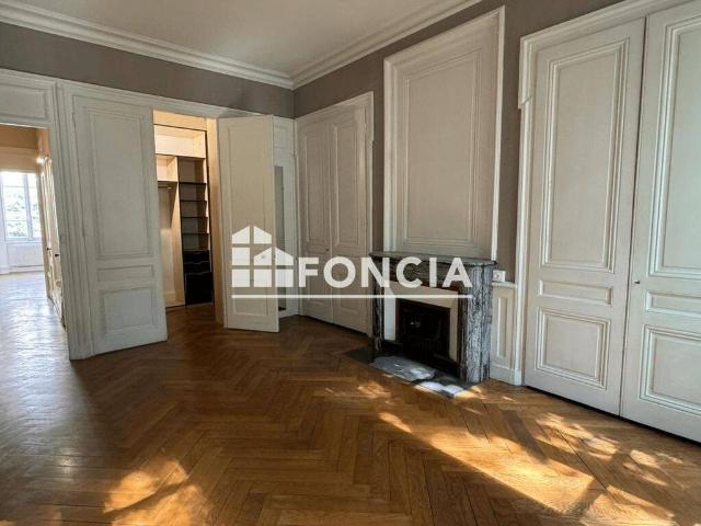 Appartement location à Brégade, Amplepuis