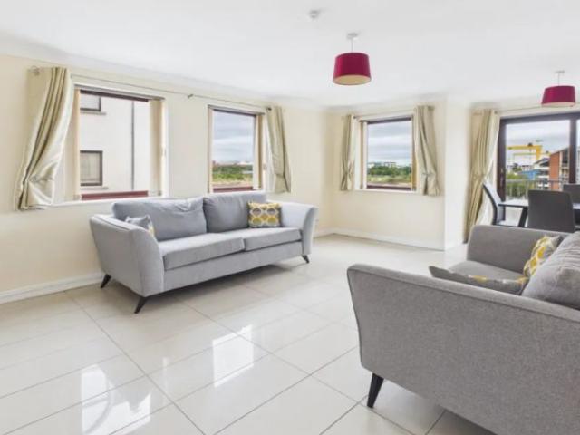 Room for rent in Short Strand, Belfast
