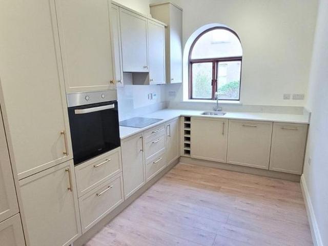 Apartment to rent in Bluebell, North Tipperary