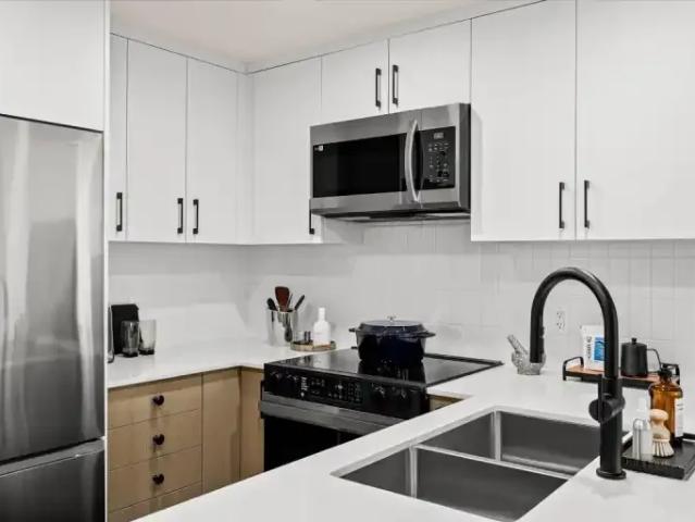 Apartment for rent in Winfield, British Columbia
