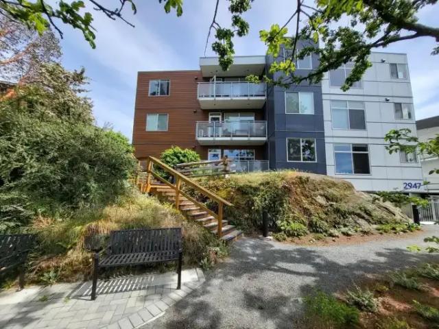 Apartment for rent in Saanich, British Columbia