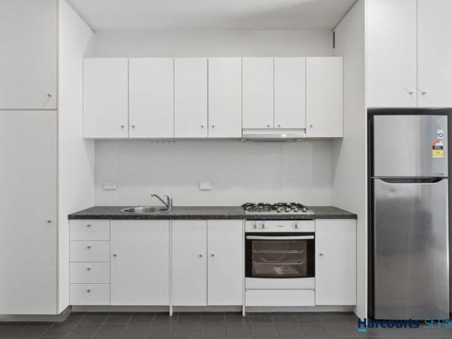 Apartment for sale in Adelaide, Adelaide City Council