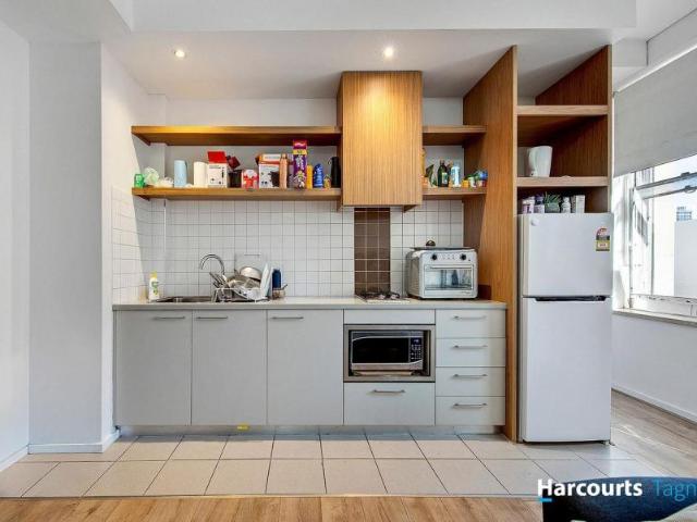 Apartment for sale in Adelaide, Adelaide City Council