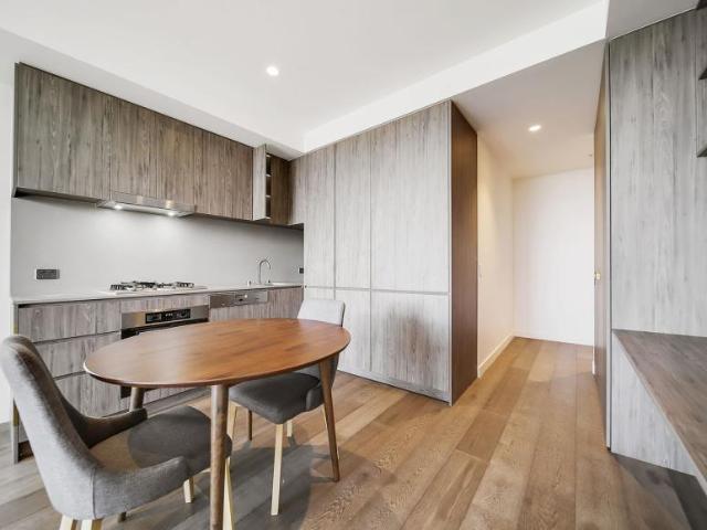 Apartment for sale in Adelaide, Adelaide City Council