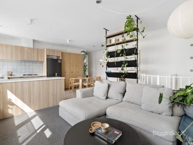 Apartment for sale in Alphington, Melbourne