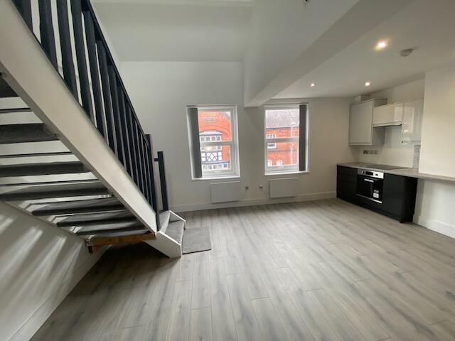Apartment for rent in Altrincham, Hale