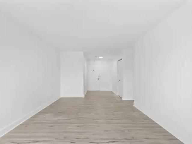 Apartment for rent in St. Leonard's, Quebec