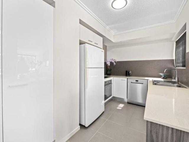 Apartment for sale in Birtinya, Sunshine Coast Regional