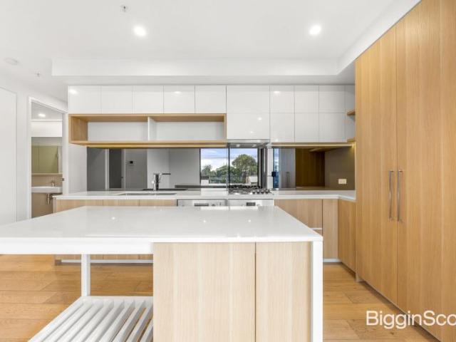 Apartment for sale in Blackburn South, Melbourne