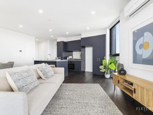Apartment for sale in Blackburn, Melbourne