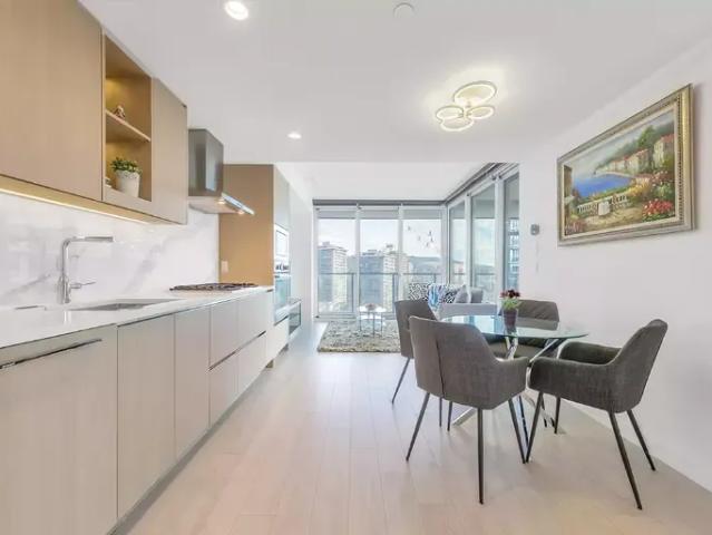 Apartment for rent in Hillside East, Burnaby