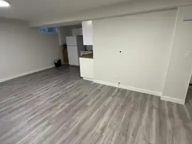 Apartment for rent in Bowness, Calgary