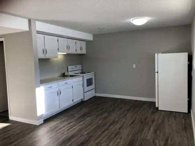 Apartment for rent in Bowness, Calgary