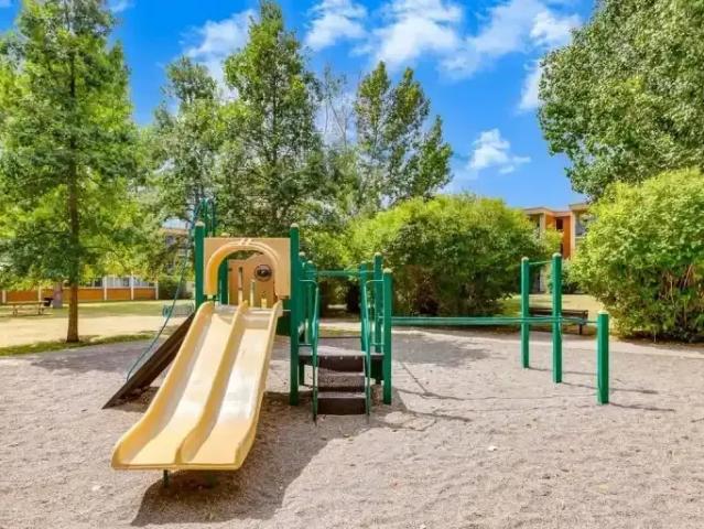 Apartment for rent in Northwest, Alberta