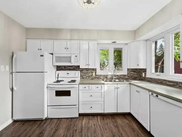 Apartment for rent in Capitol Hill, Calgary