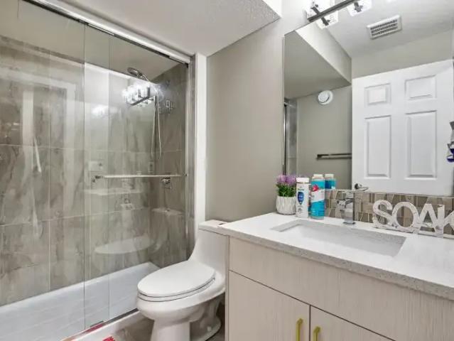 Apartment for rent in Glendale, Calgary