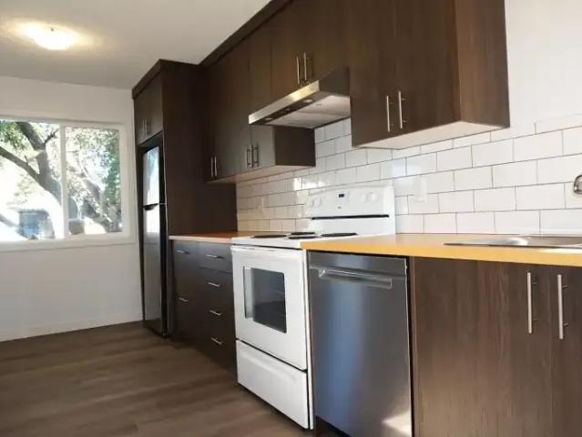 Apartment for rent in Hillhurst, Calgary