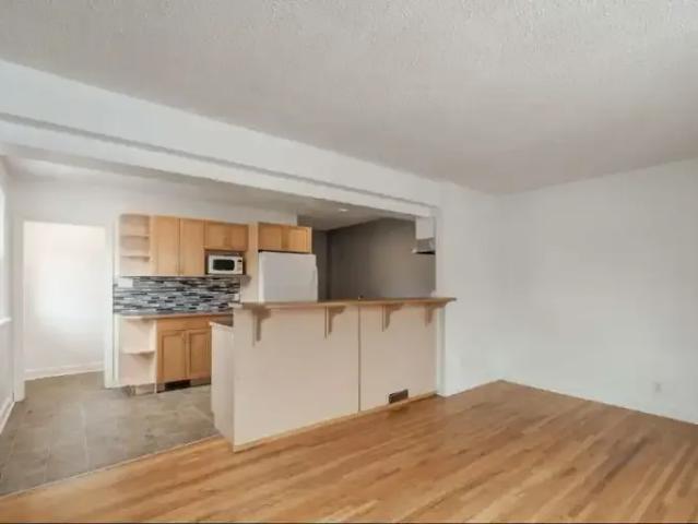 Apartment for rent in Northwest, Alberta