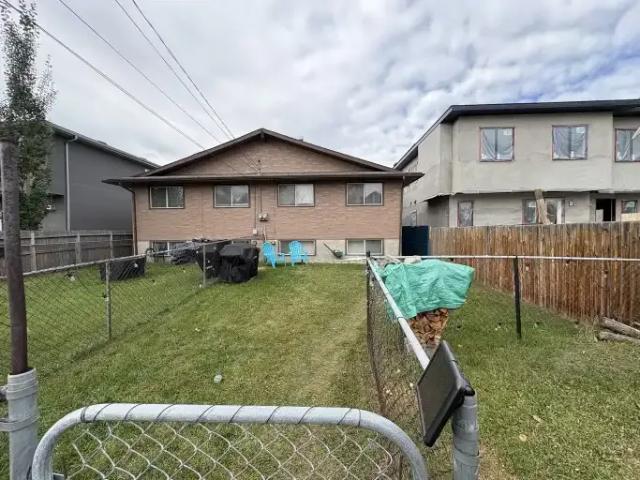 Apartment for rent in Bowness, Calgary