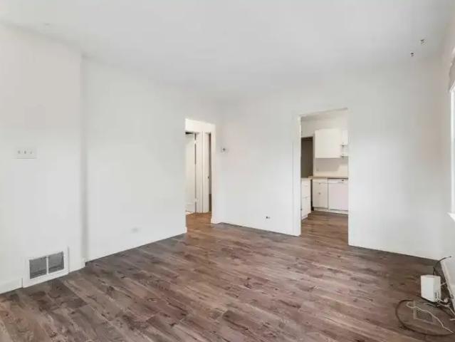 Apartment for rent in West Hillhurst, Calgary