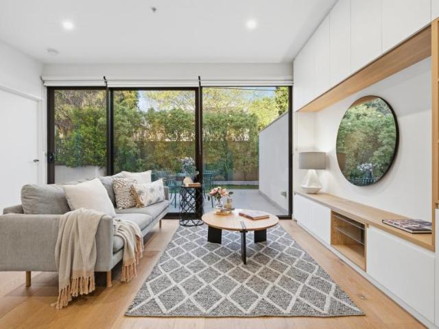 Apartment for sale in Carnegie, Melbourne