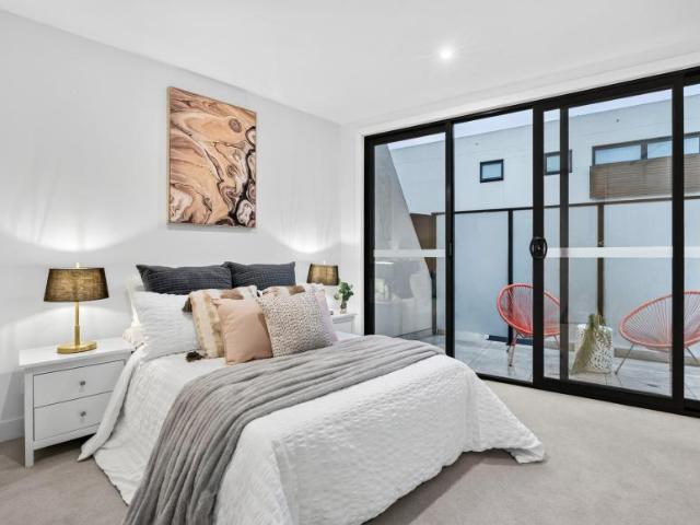 Apartment for sale in Carnegie, Melbourne