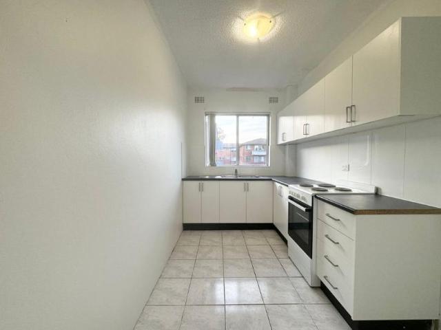 Apartment for rent in Carramar, New South Wales