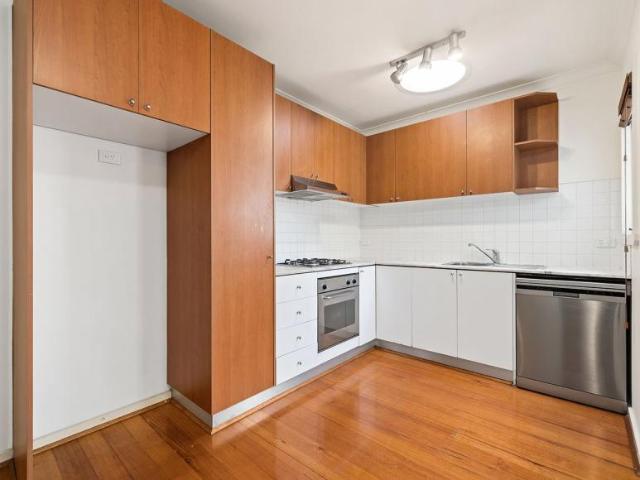 Apartment for rent in Caulfield North, Melbourne