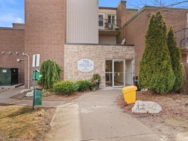 Apartment for rent in Chatham–kent, Ontario